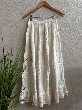 Women’s Pearl color  Maxi Skirt - Lightweight Tiered Design